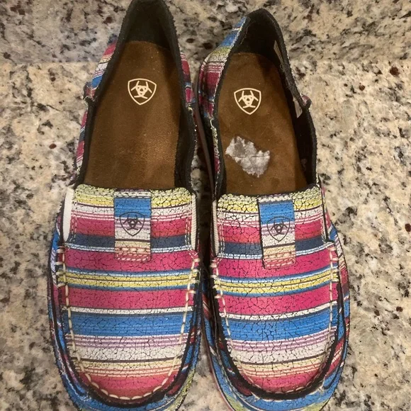 Ariat Slip On - Picture 2 of 7